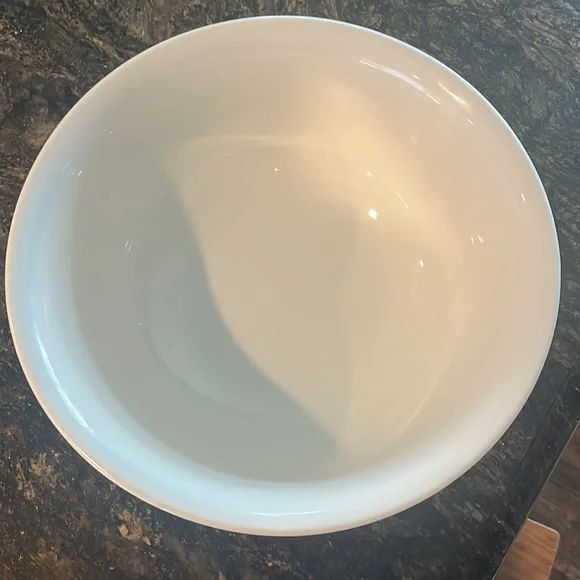 Home Pocelain Serving Bowl - Picture 2 of 3